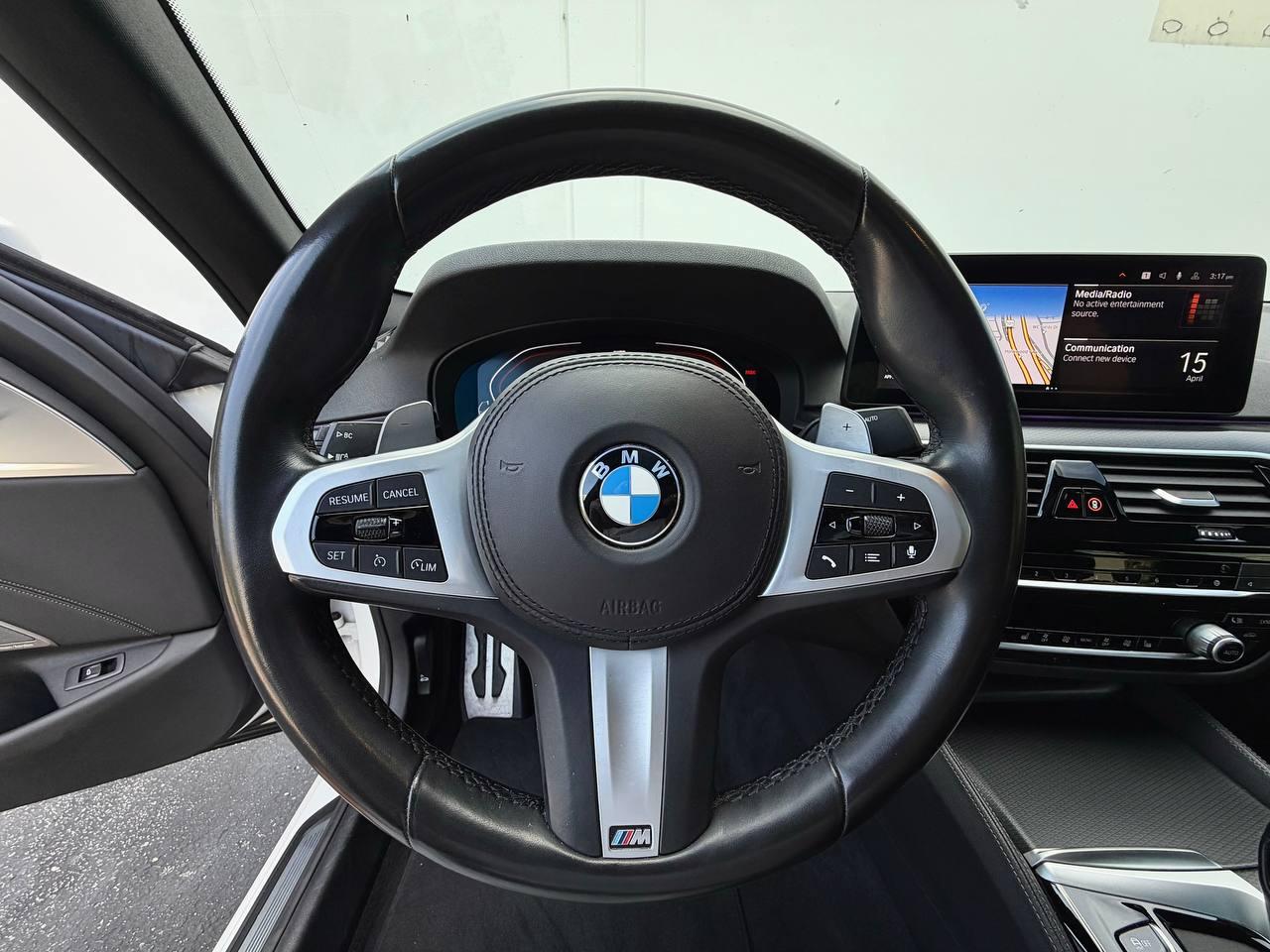 BMW 5-Series 540i 2021