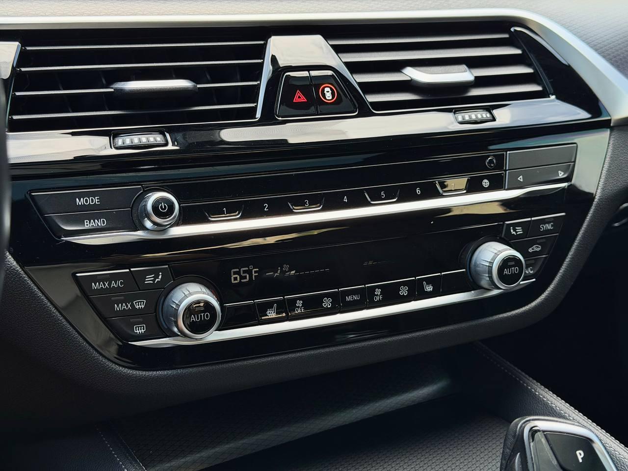 BMW 5-Series 540i 2021