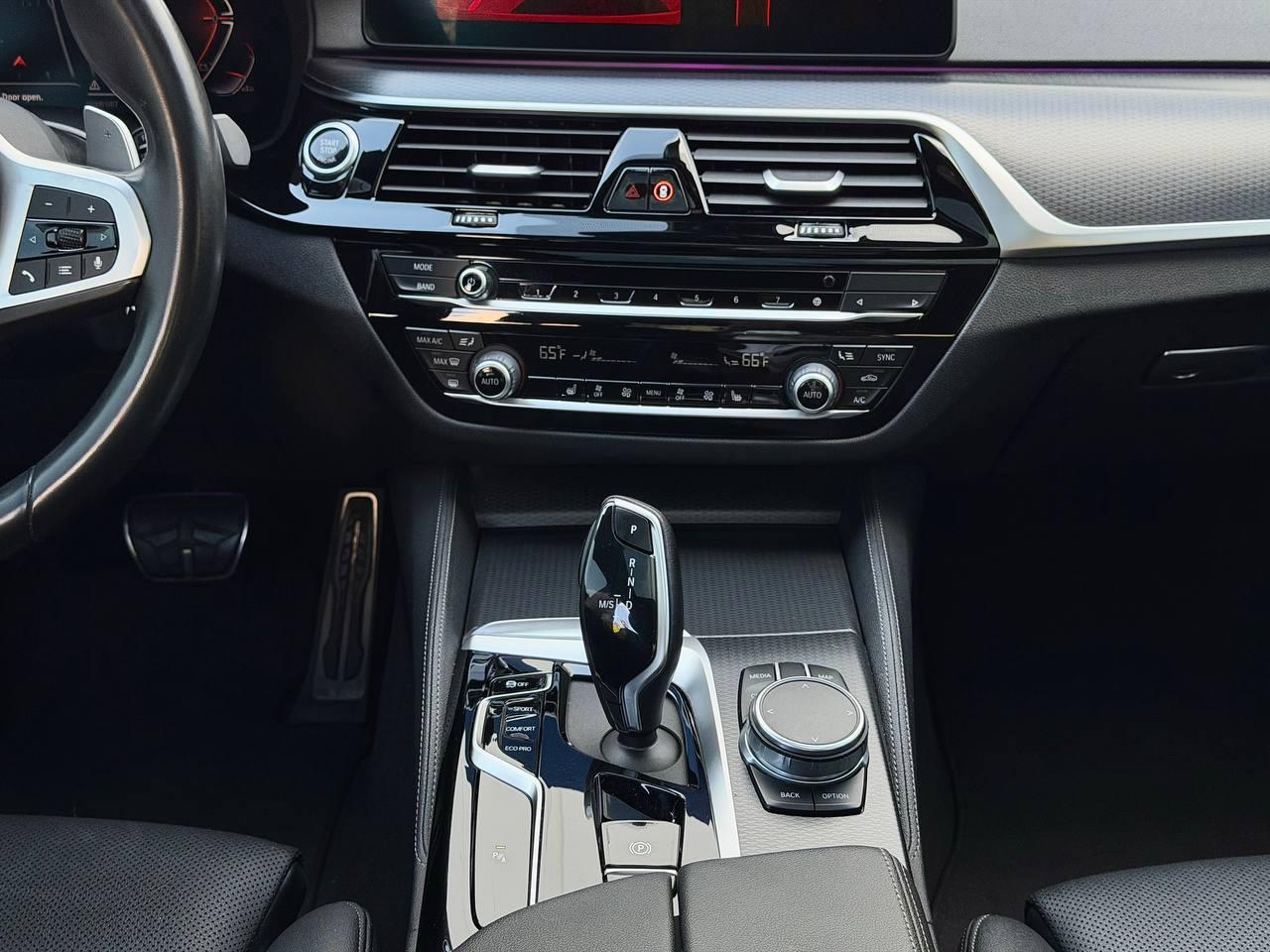 BMW 5-Series 540i 2021