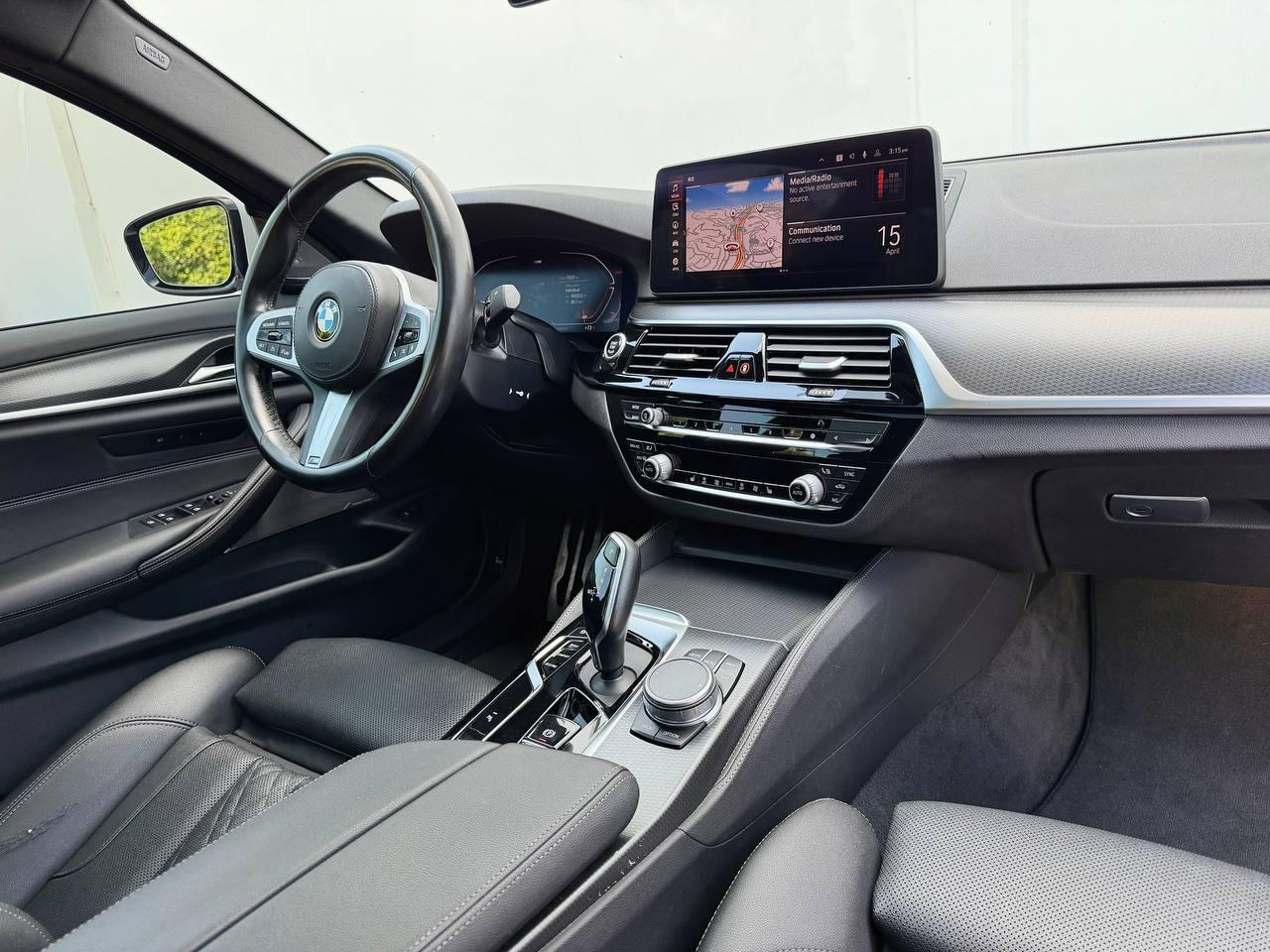 BMW 5-Series 540i 2021