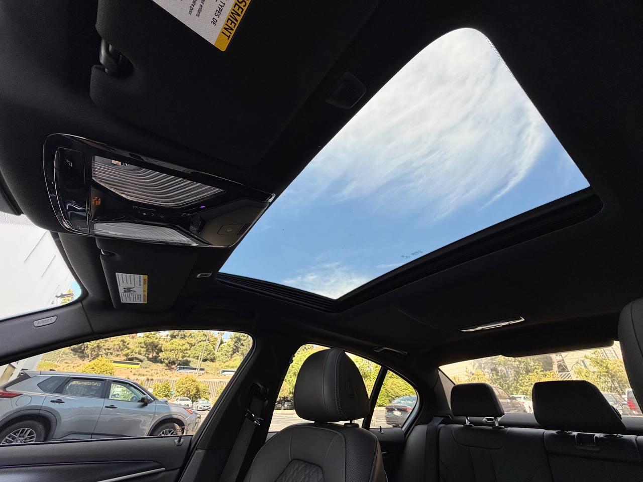 BMW 5-Series 540i 2021