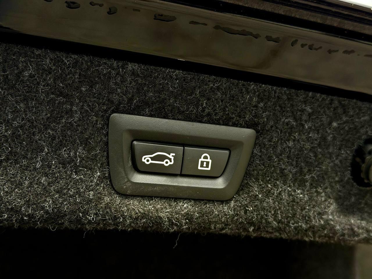 BMW 5-Series 530i 2022