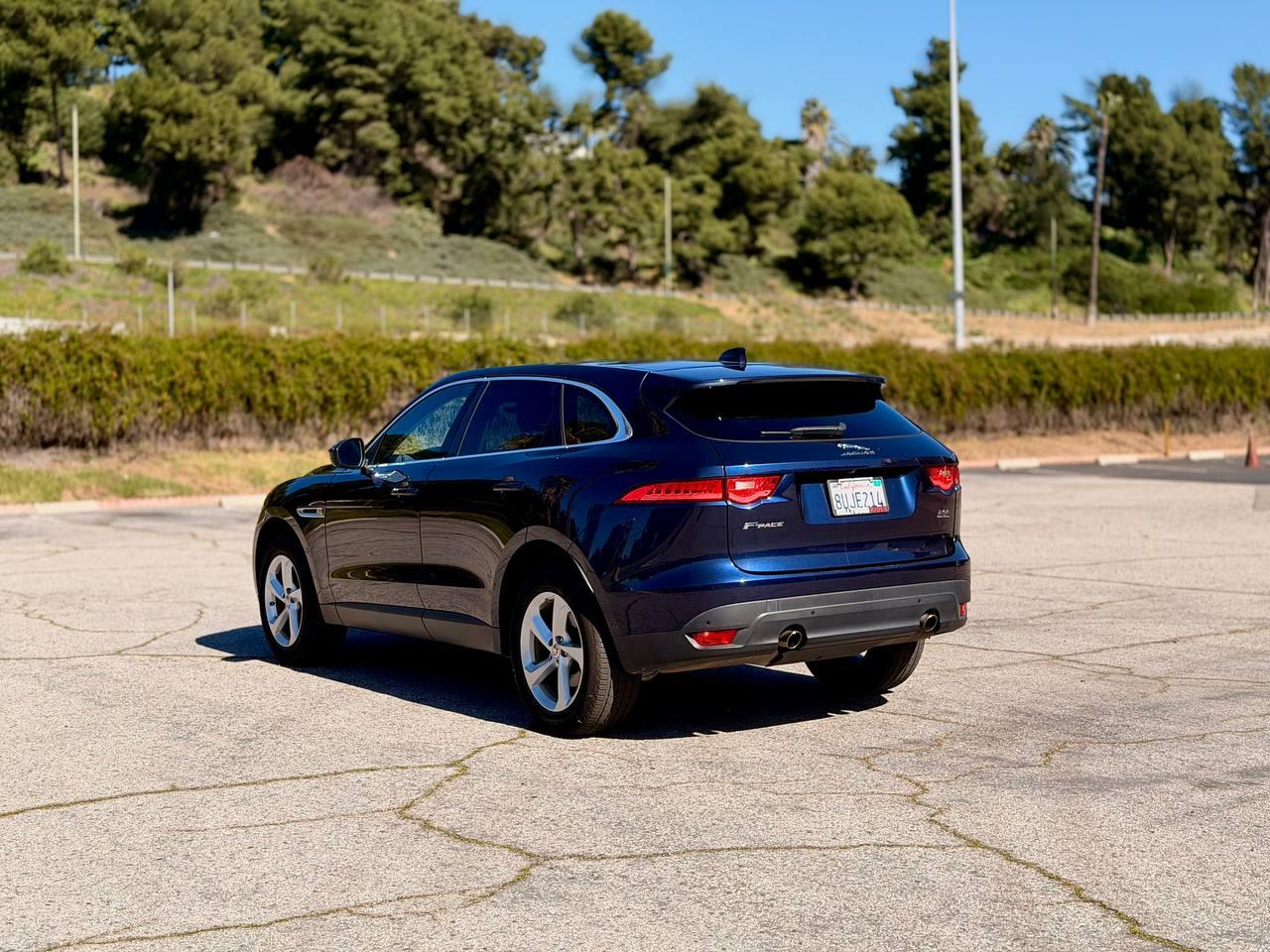 Jaguar F-Pace 25t Premium 2019