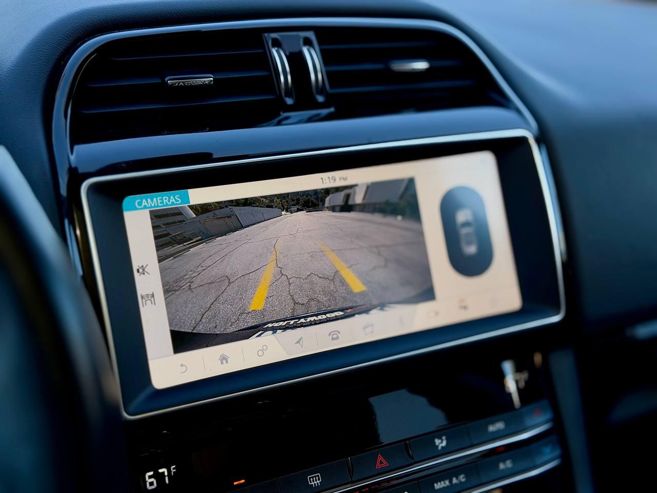 Jaguar F-Pace 25t Premium 2019