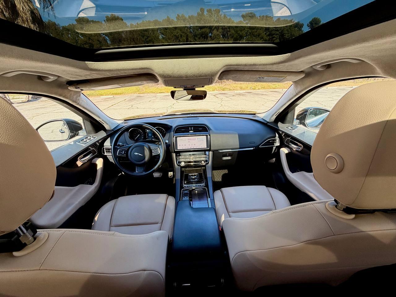 Jaguar F-Pace 25t Premium 2019