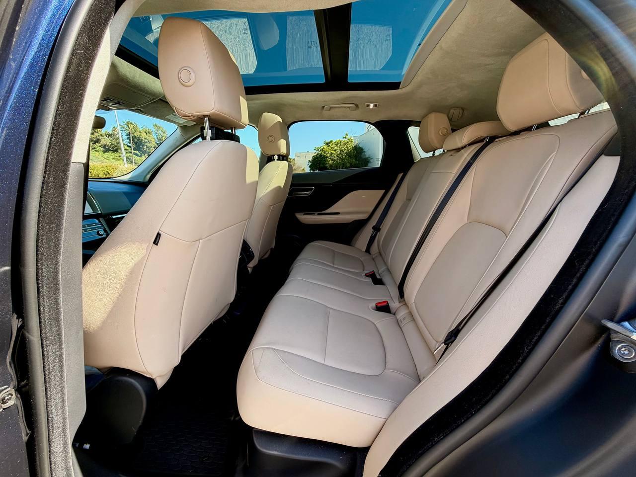 Jaguar F-Pace 25t Premium 2019