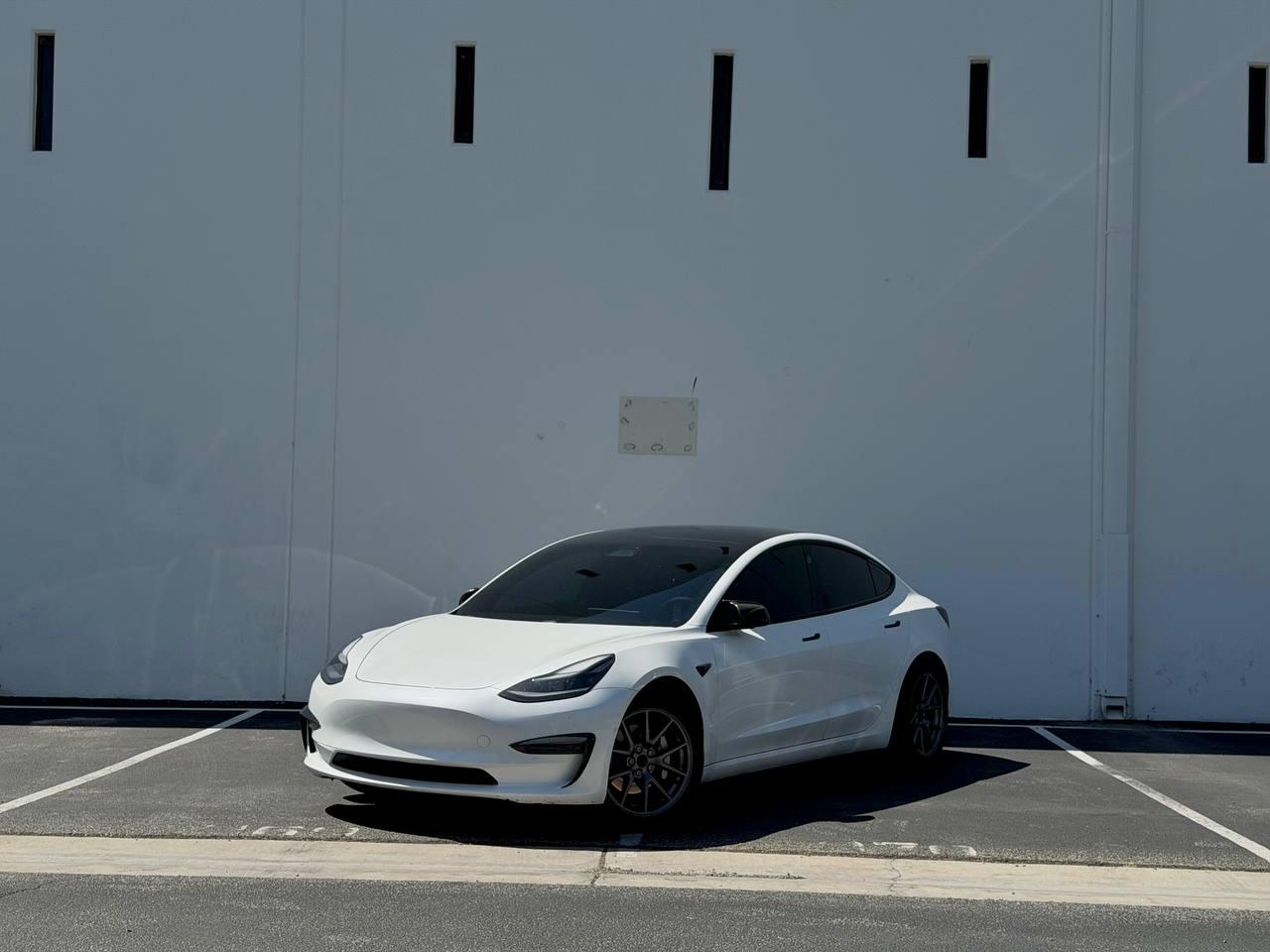 Tesla Model 3 Standard Range Plus 2021