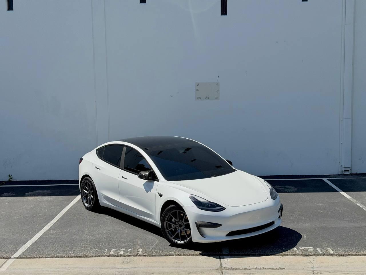 Tesla Model 3 Standard Range Plus 2021