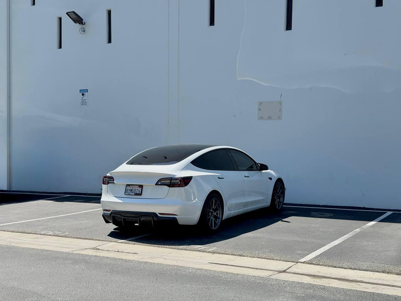 Tesla Model 3 Standard Range Plus 2021