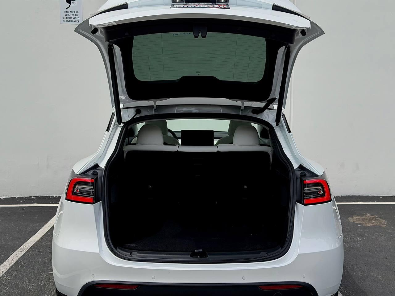 Tesla Model Y Long Range 2021