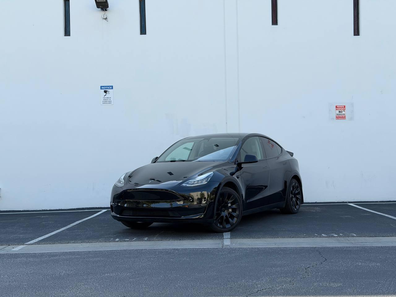 Tesla Model Y Long Range AWD 2023