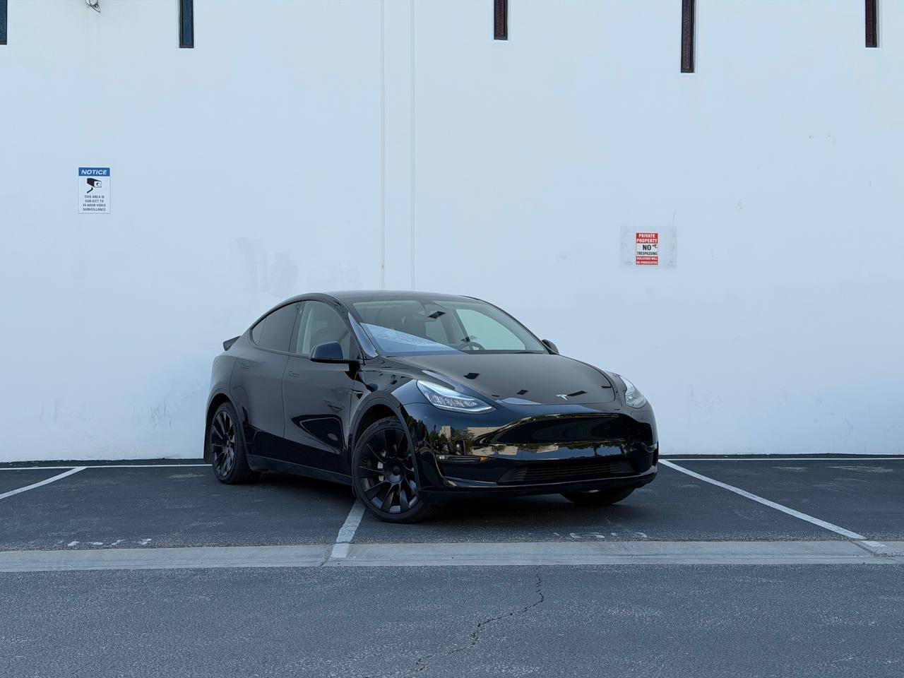 Tesla Model Y Long Range AWD 2023