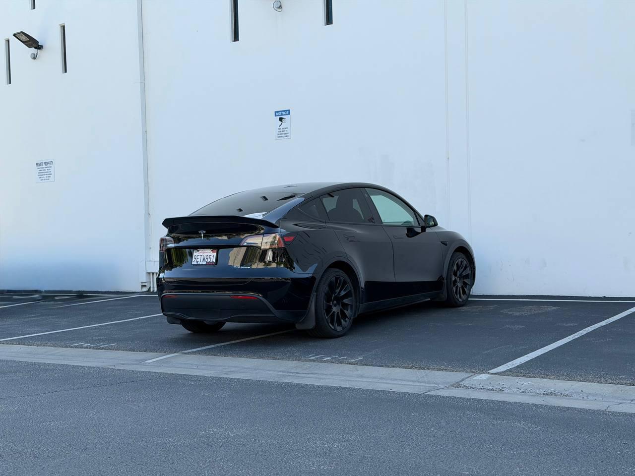 Tesla Model Y Long Range AWD 2023
