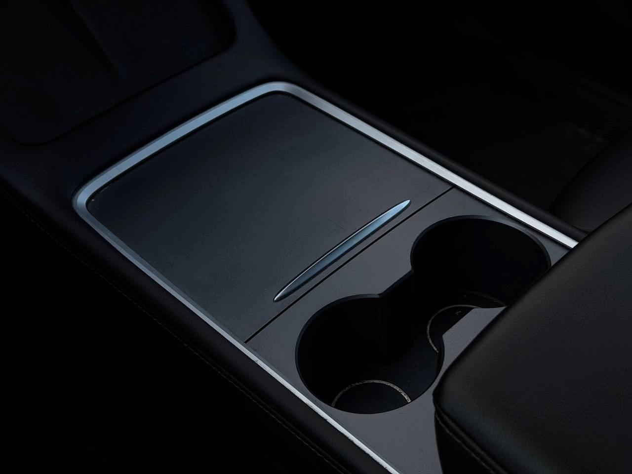 Tesla Model Y Long Range AWD 2023
