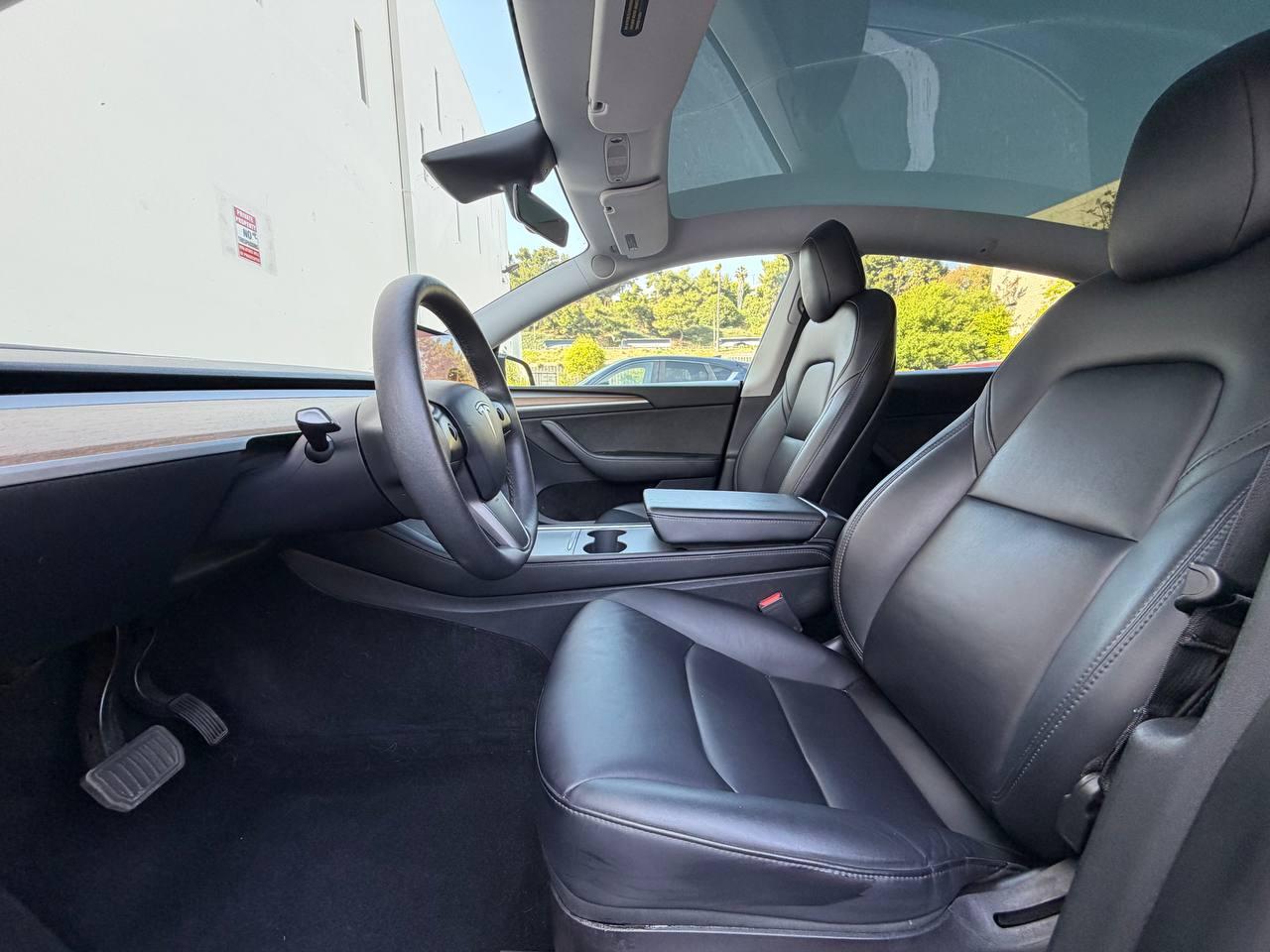 Tesla Model Y Long Range AWD 2023