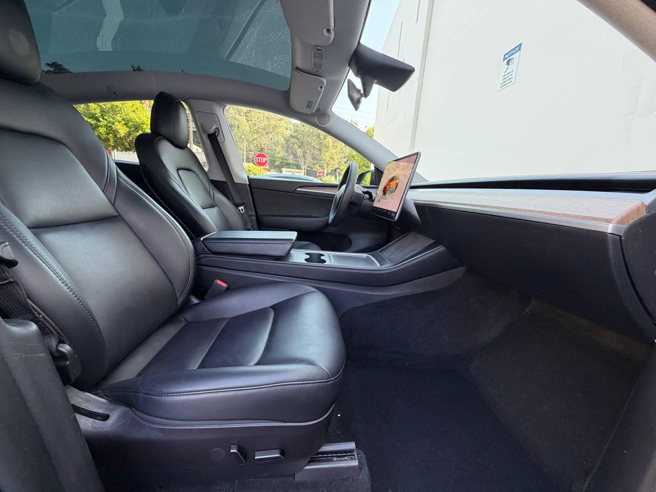 Tesla Model Y Long Range AWD 2023