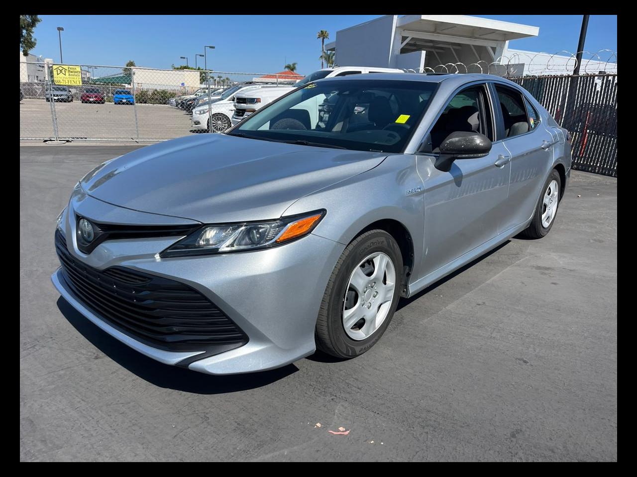 Toyota Camry Hybrid LE 2018