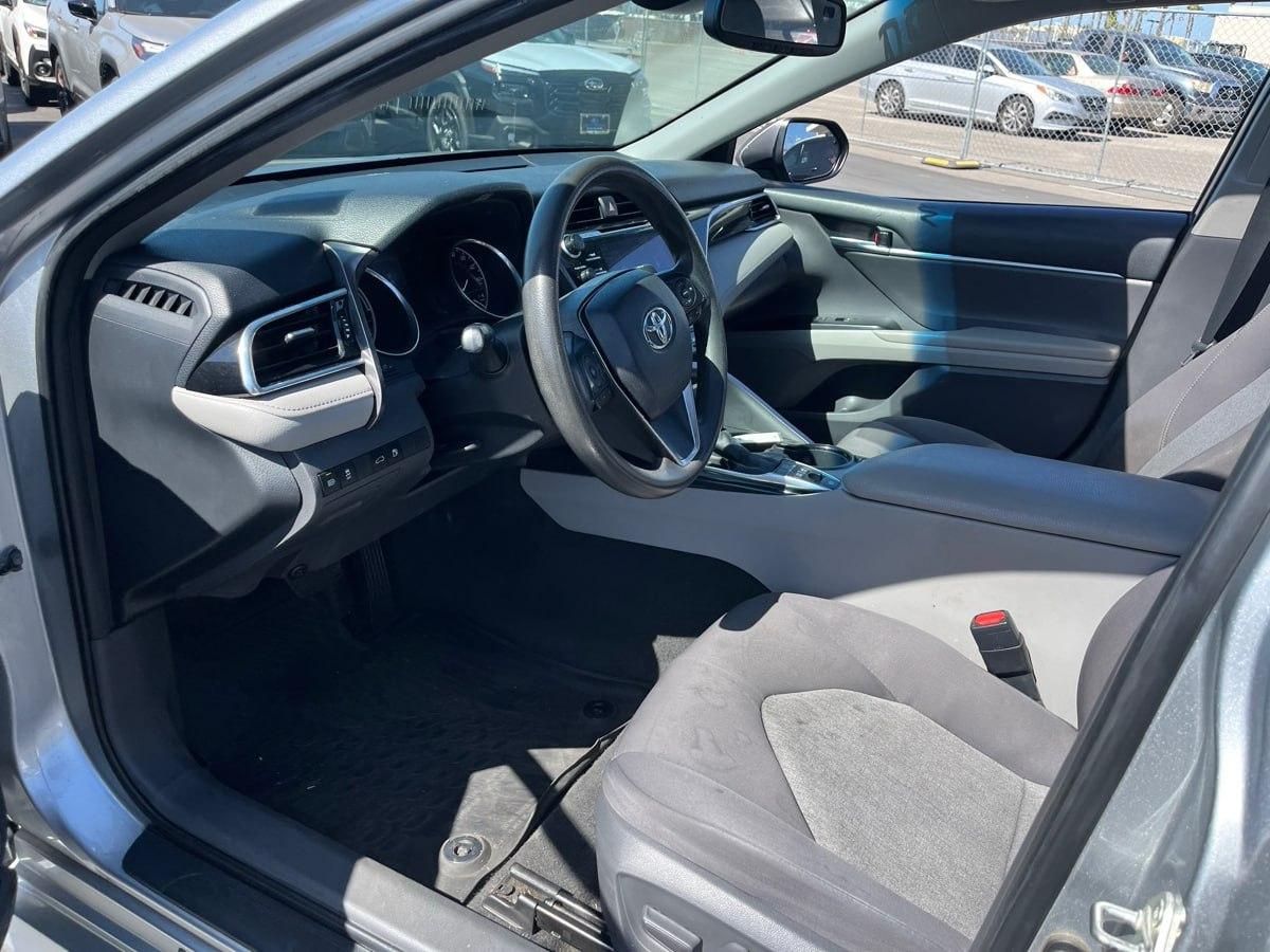 Toyota Camry Hybrid LE 2018