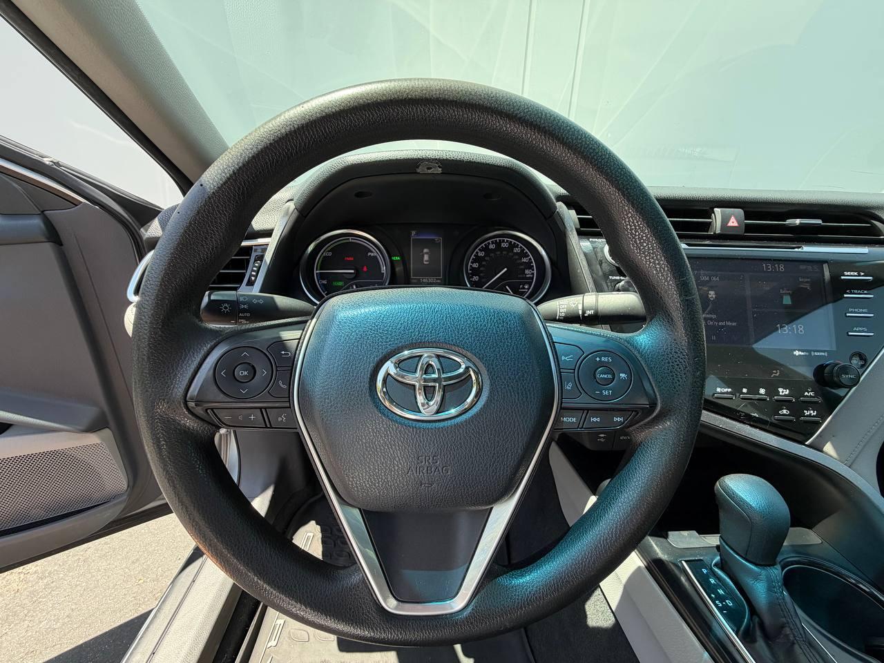 Toyota Camry Hybrid LE 2018
