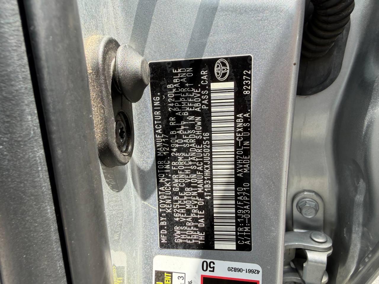 Toyota Camry Hybrid LE 2018