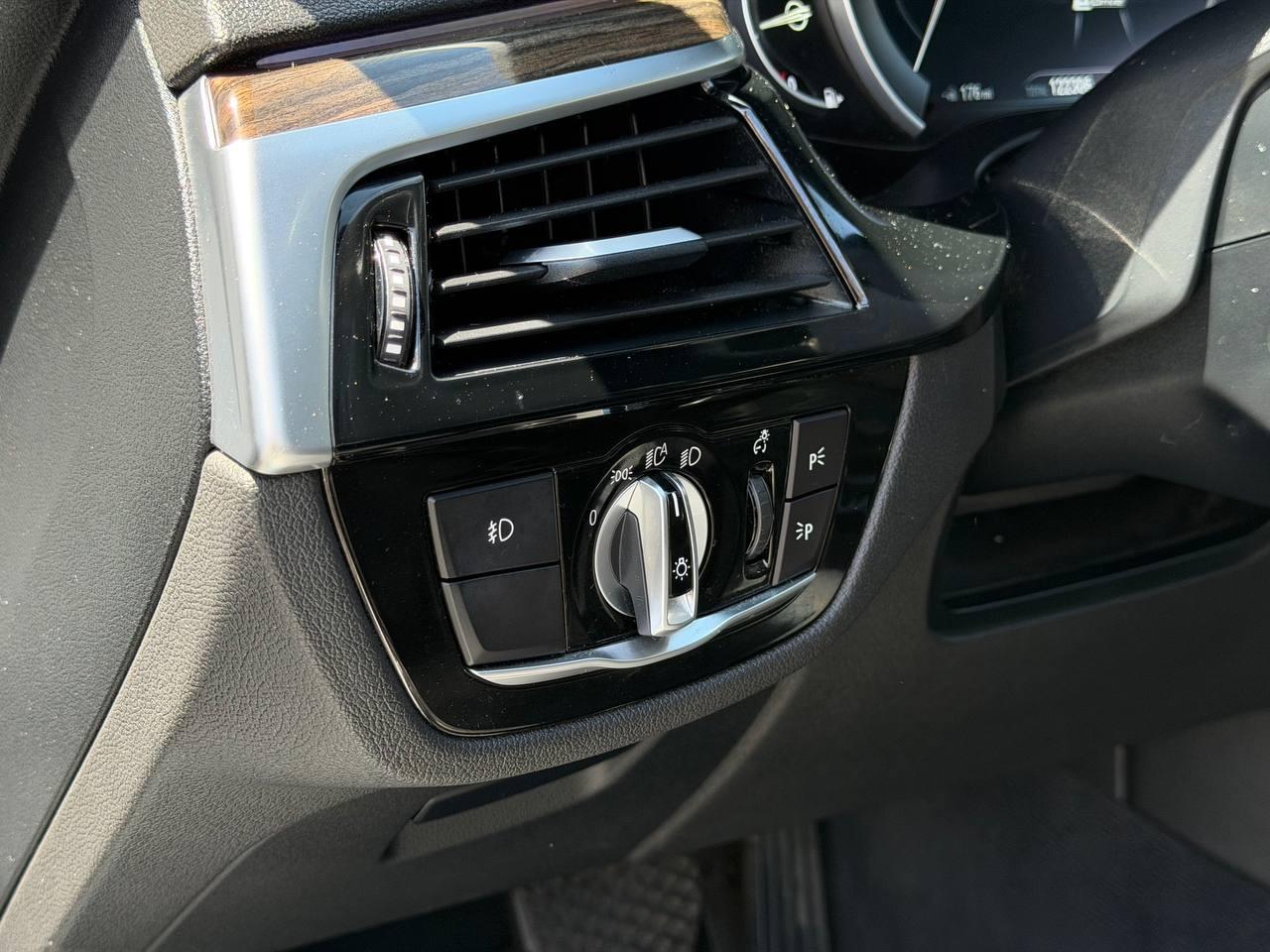 BMW 5-Series 530e iPerformance 2018