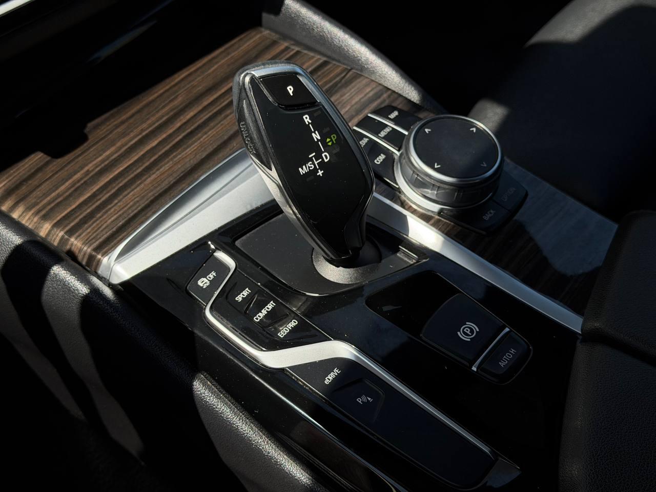 BMW 5-Series 530e iPerformance 2018