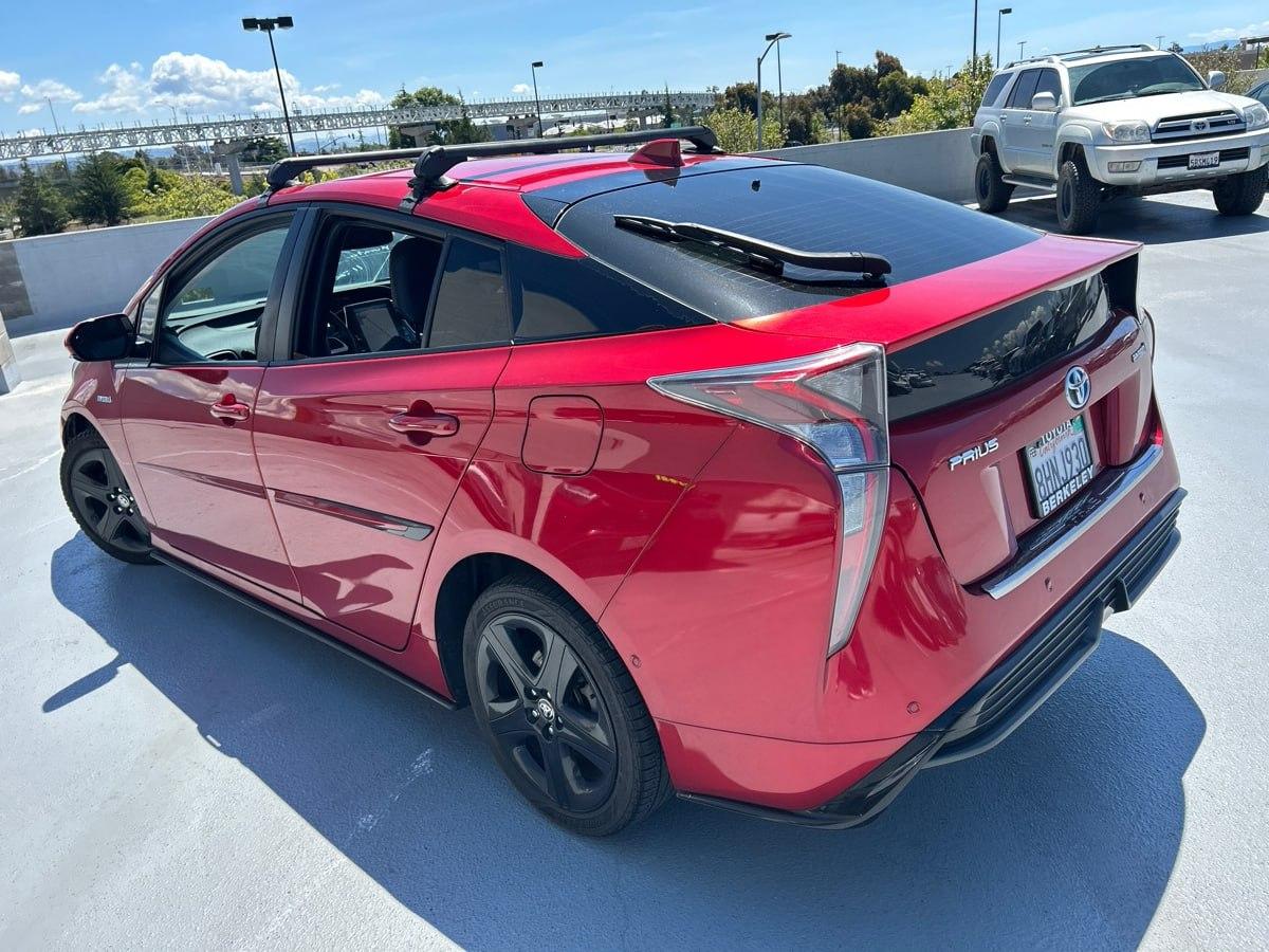 Toyota Prius Two Eco 2018