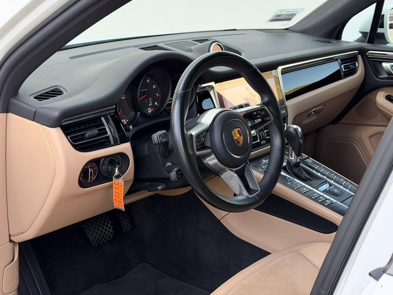 Porsche Macan Base 2020