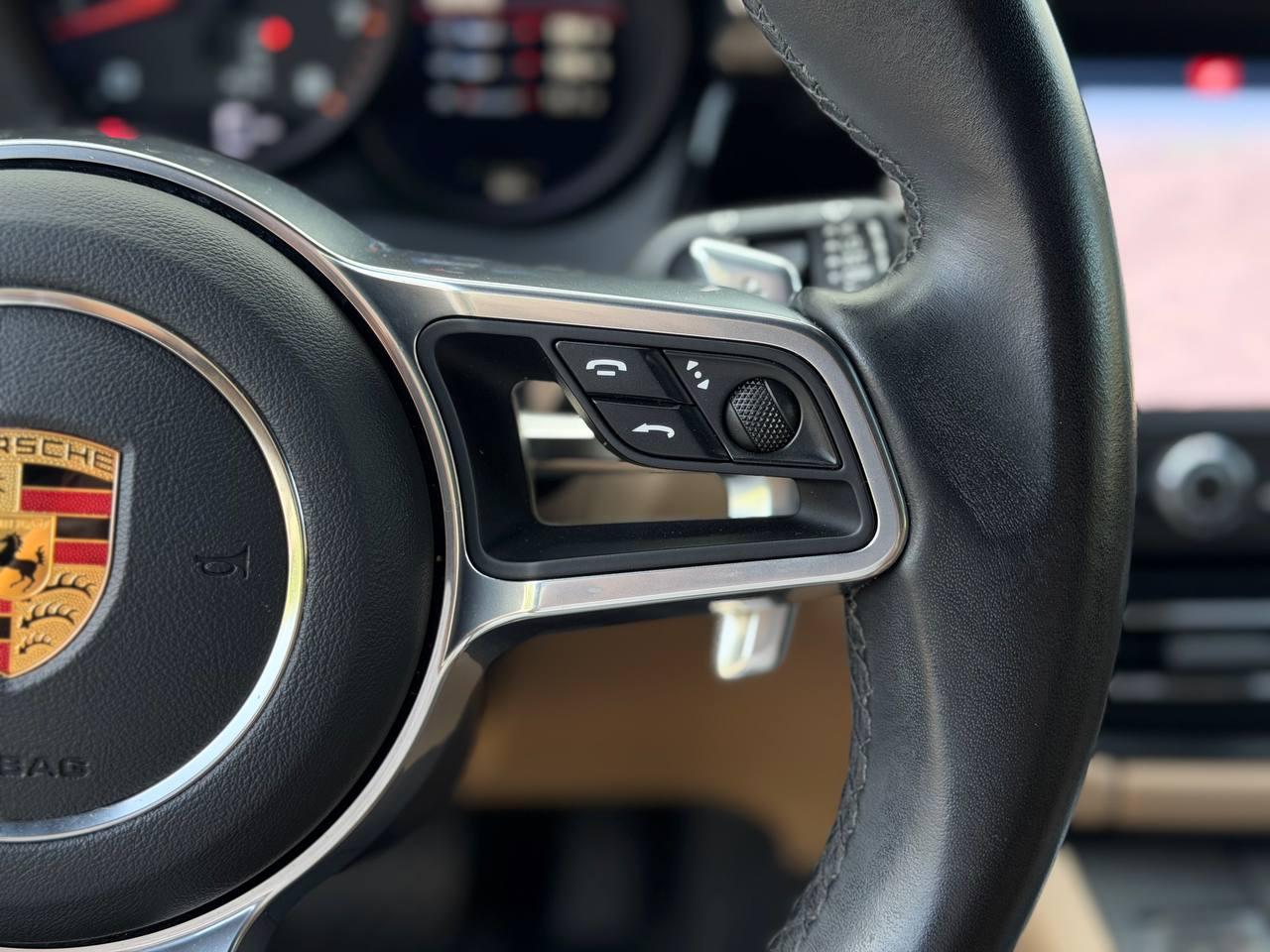 Porsche Macan Base 2020