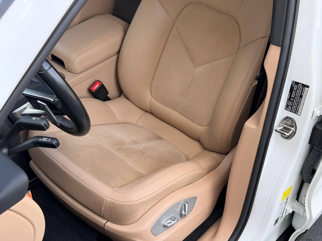 Porsche Macan Base 2020
