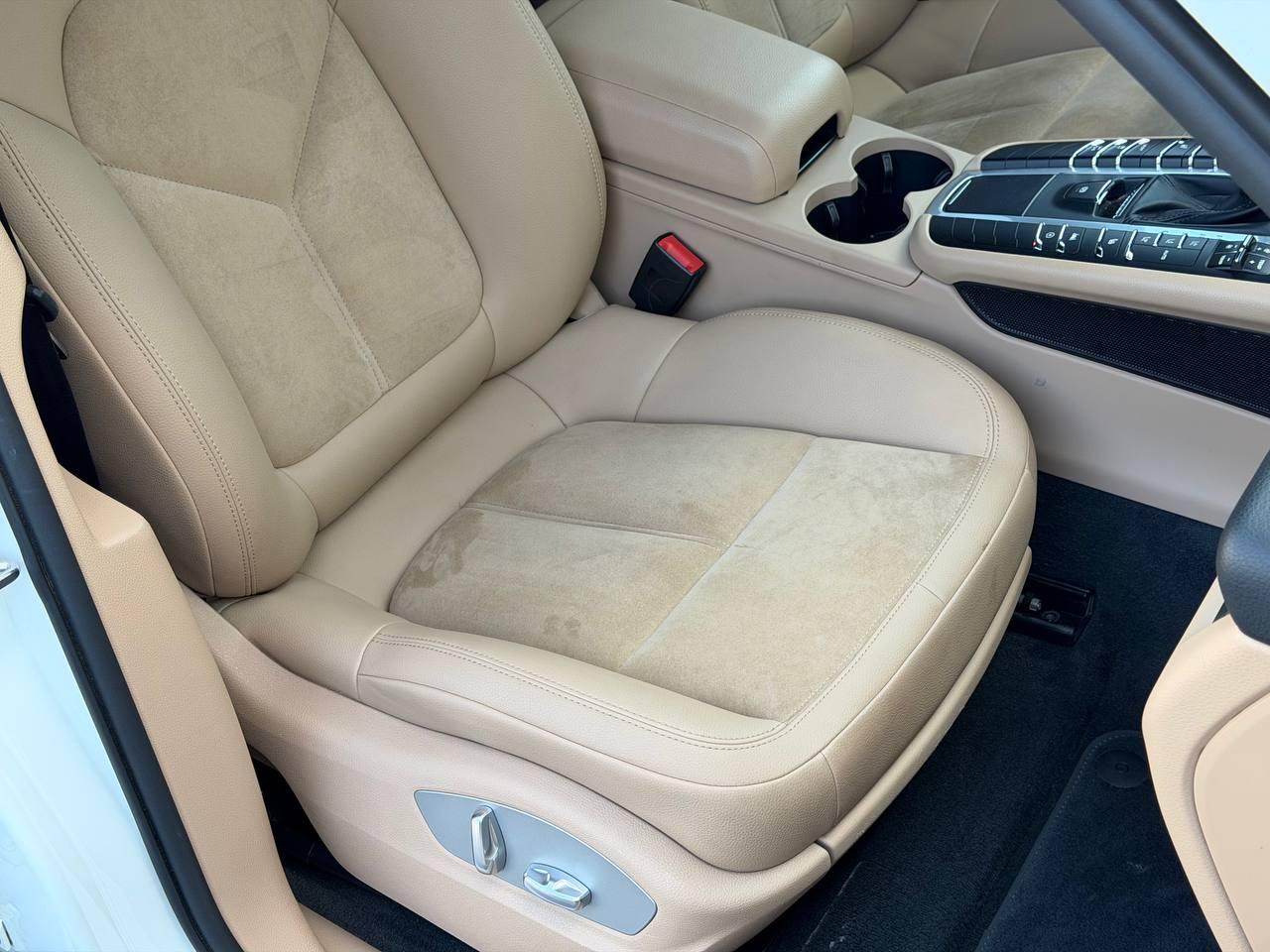Porsche Macan Base 2020