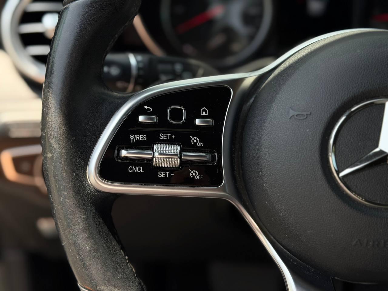 Mercedes-Benz GLC-Class GLC300 2020