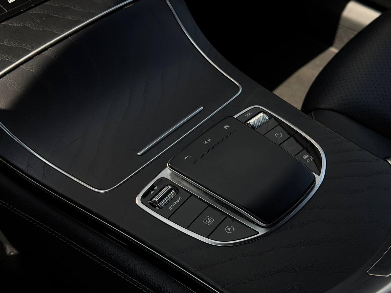 Mercedes-Benz GLC-Class GLC300 2020