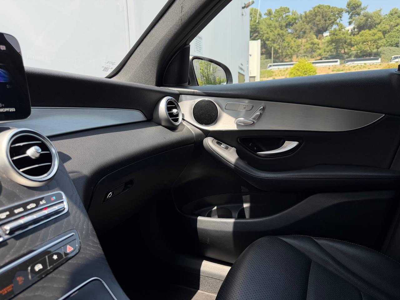 Mercedes-Benz GLC-Class GLC300 2020