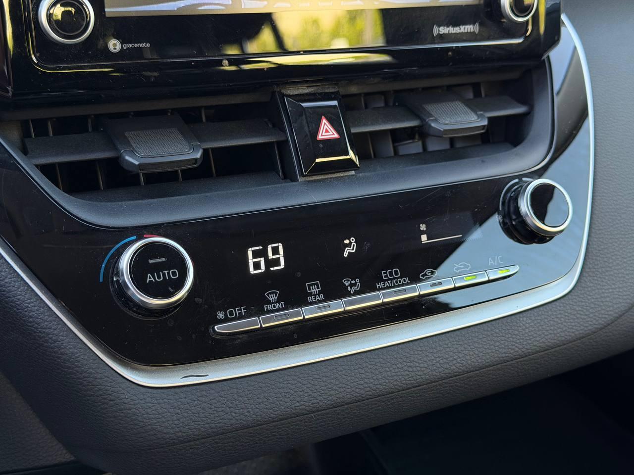 Toyota Corolla LE 2022