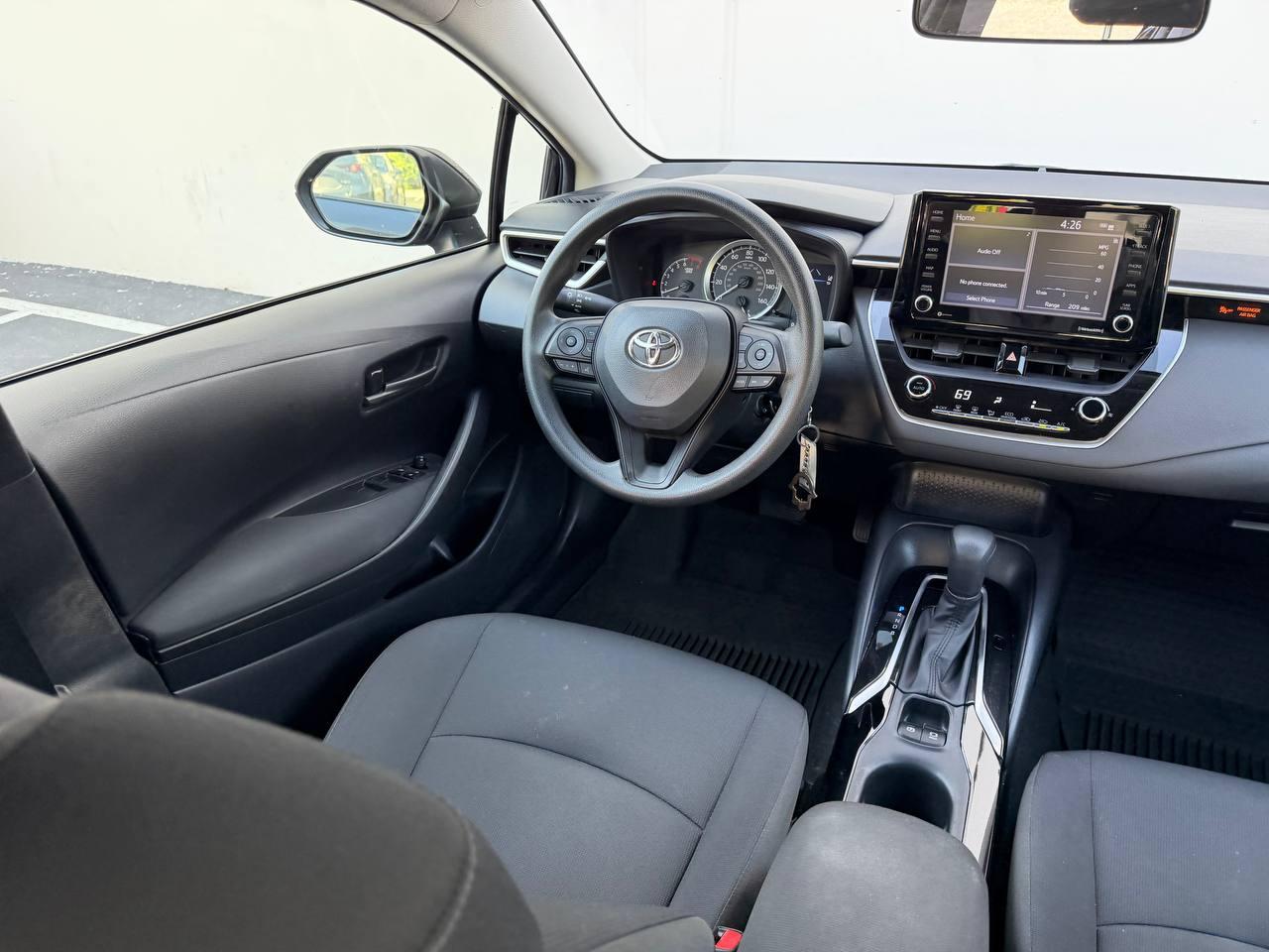 Toyota Corolla LE 2022