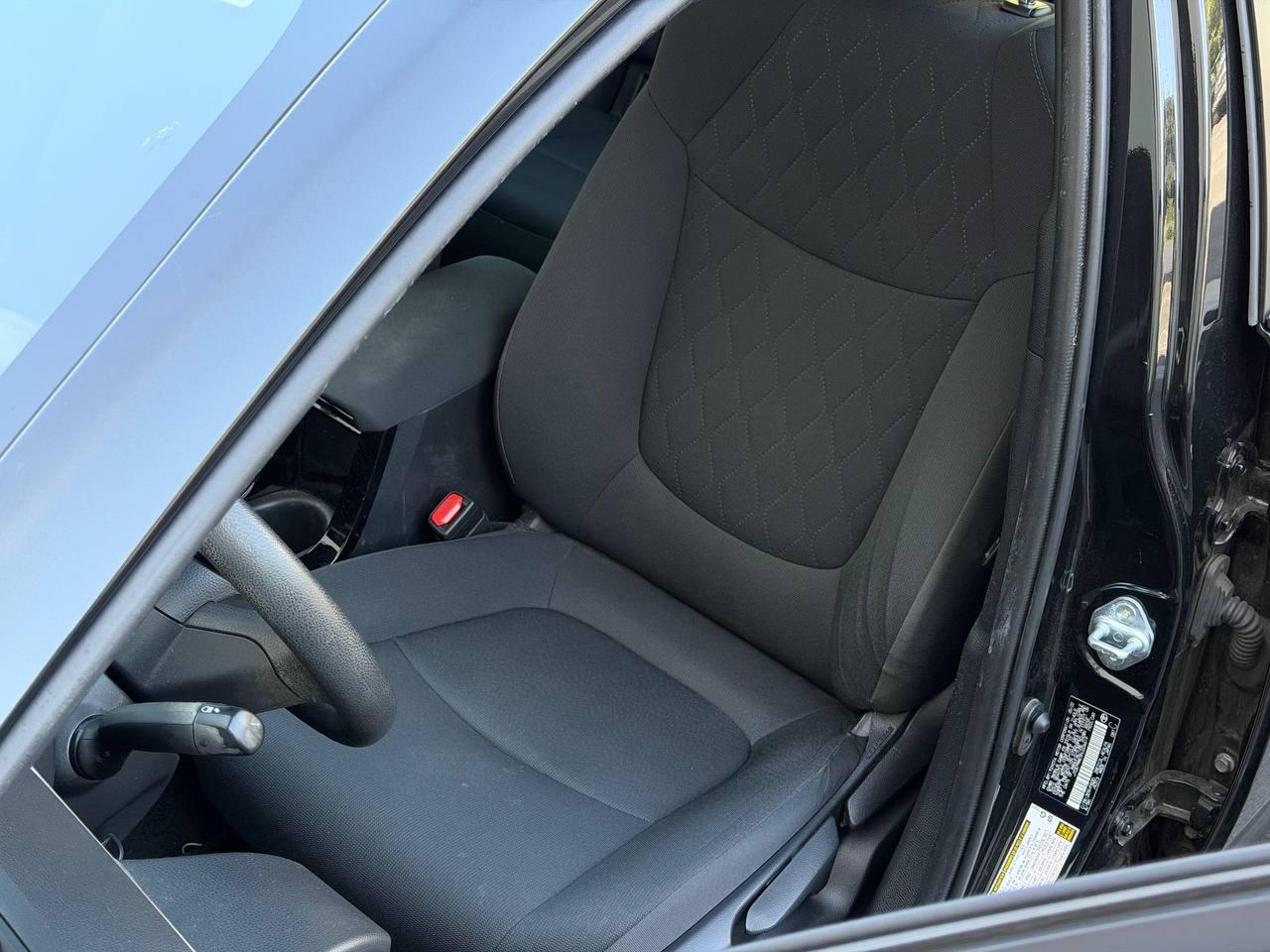 Toyota Corolla LE 2022