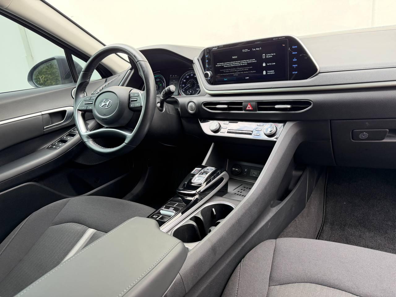 Hyundai Sonata Hybrid SEL 2023