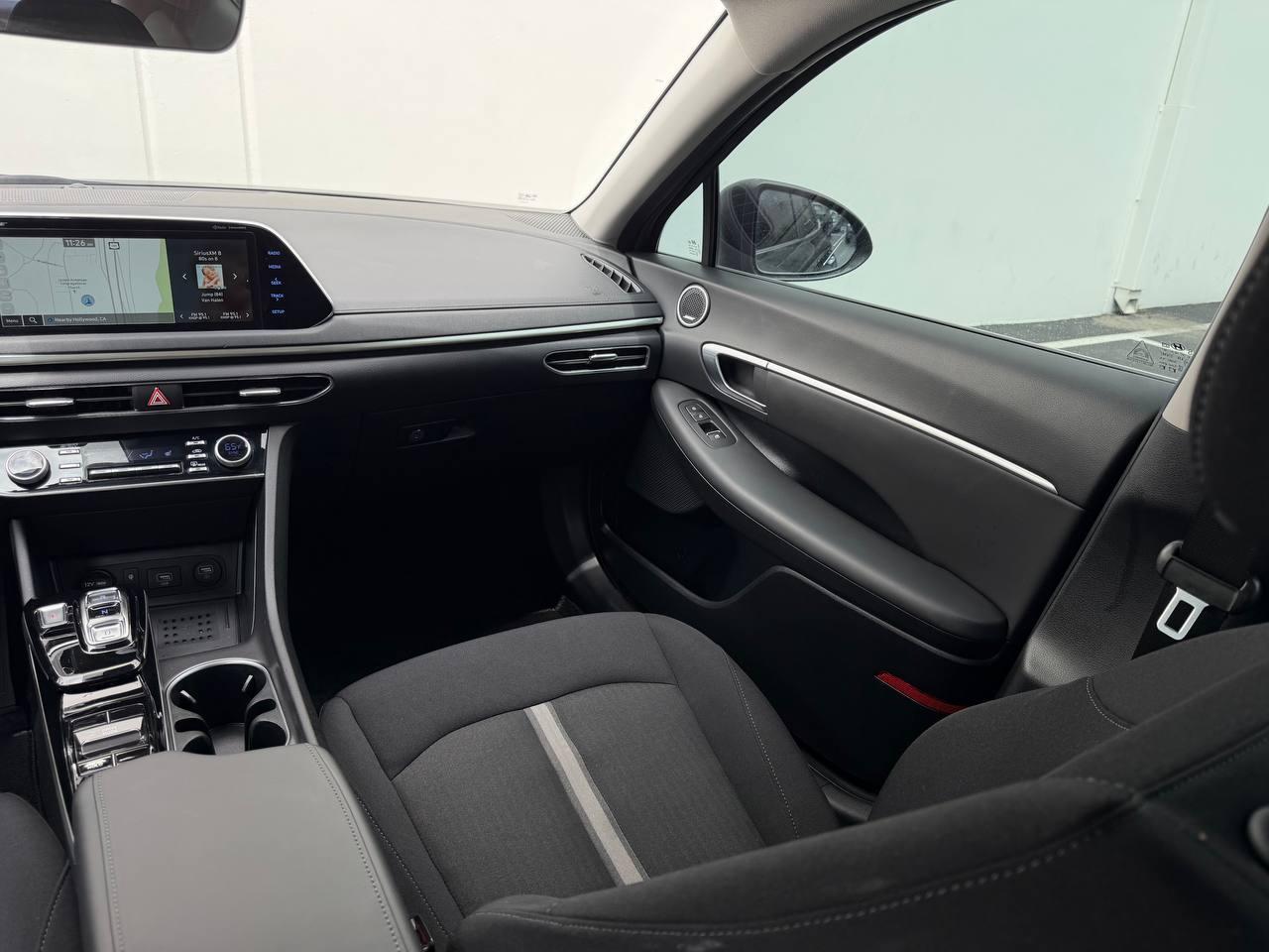 Hyundai Sonata Hybrid SEL 2023