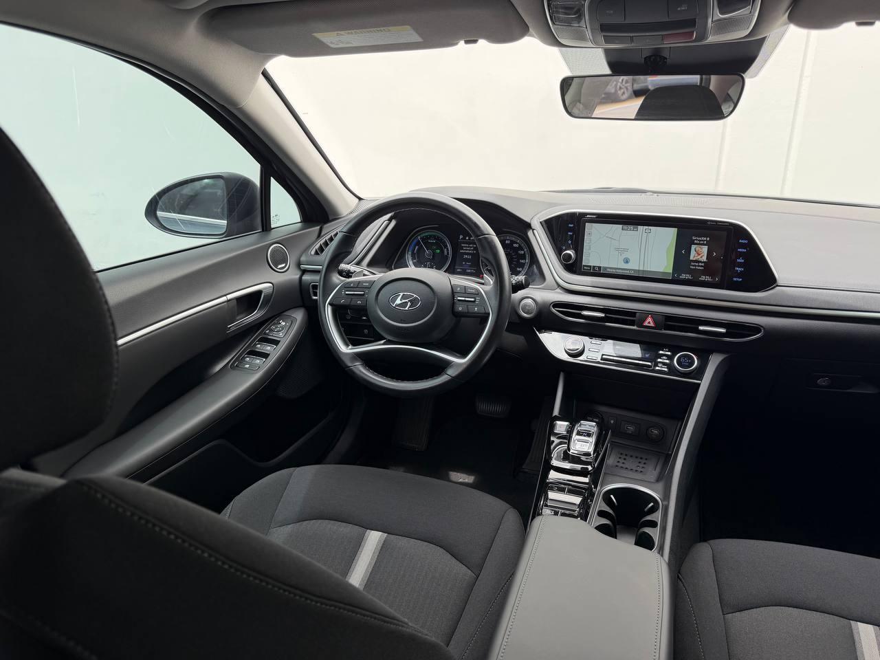 Hyundai Sonata Hybrid SEL 2023