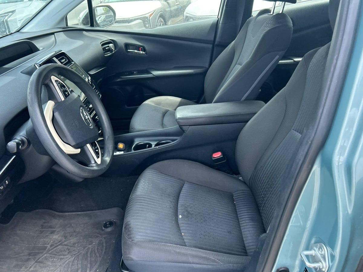 Toyota Prius Two 2017