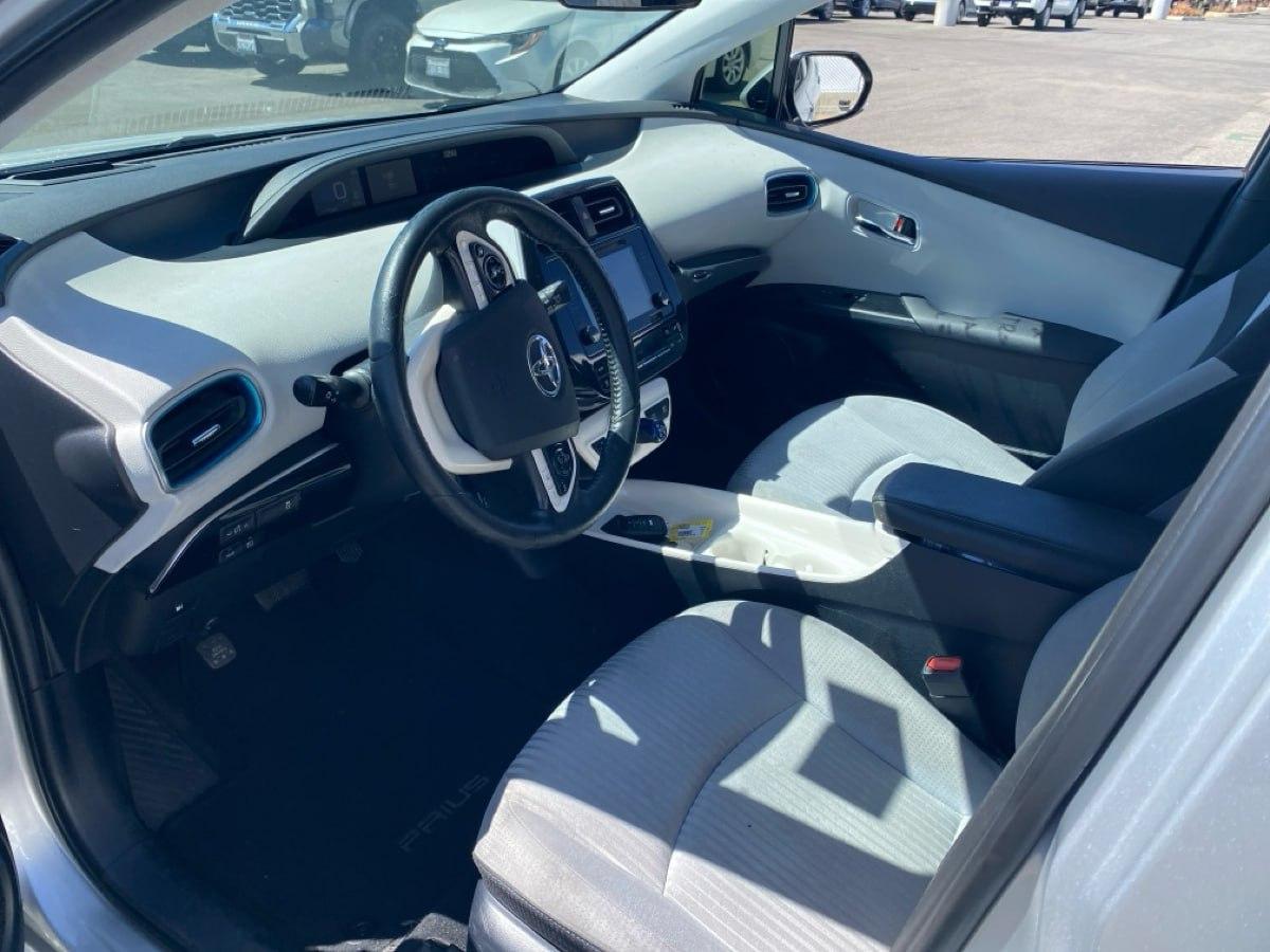 Toyota Prius Two Eco 2016