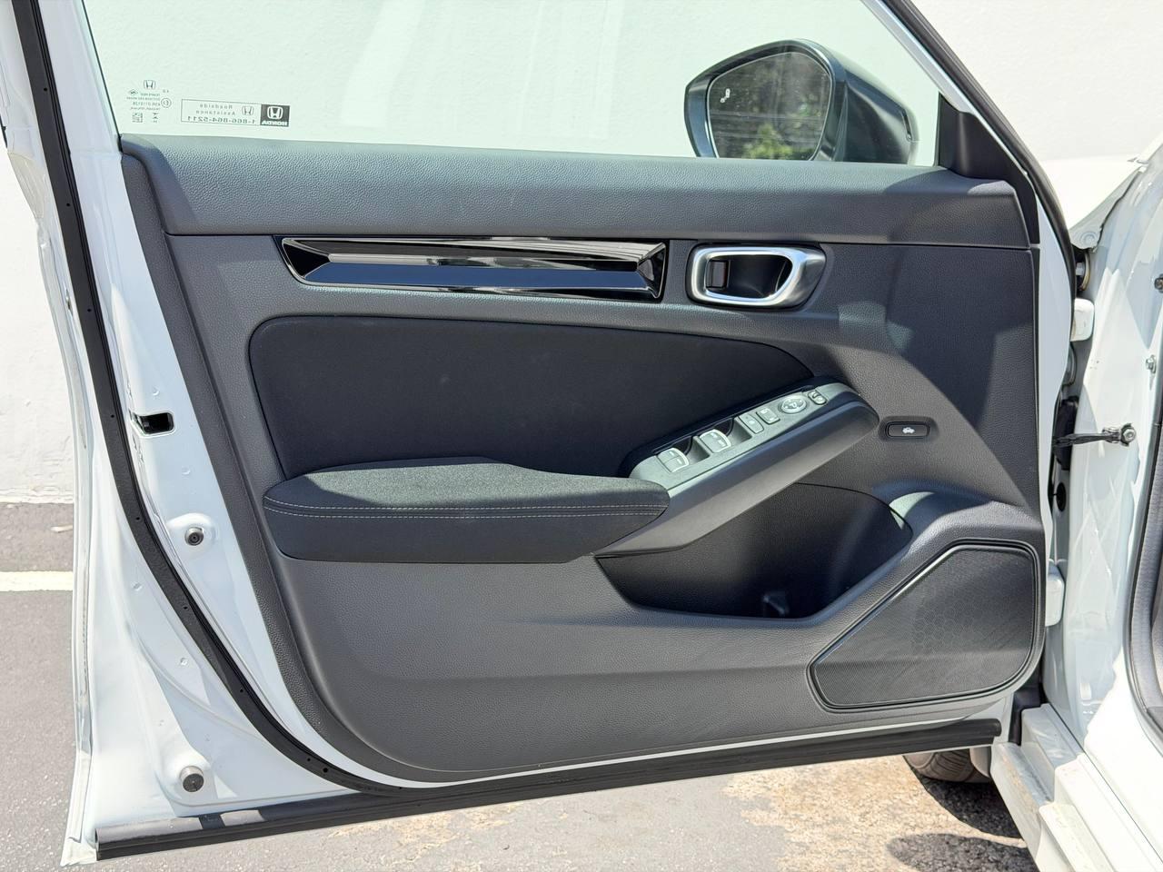 Honda Civic  2025