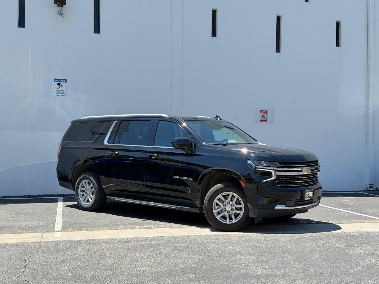 Chevrolet Suburban LT 4WD 2023
