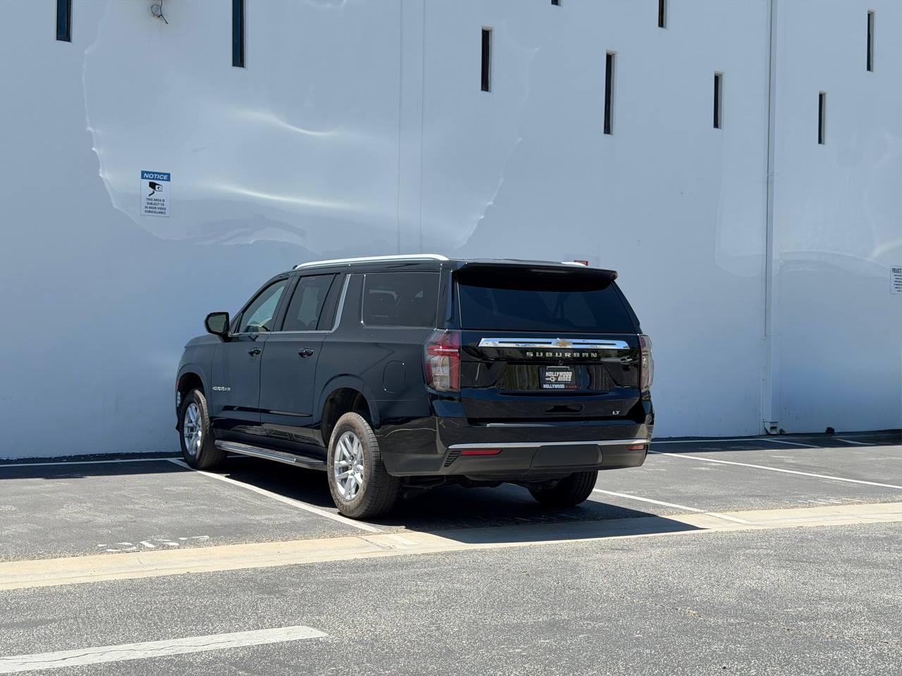 Chevrolet Suburban LT 4WD 2023