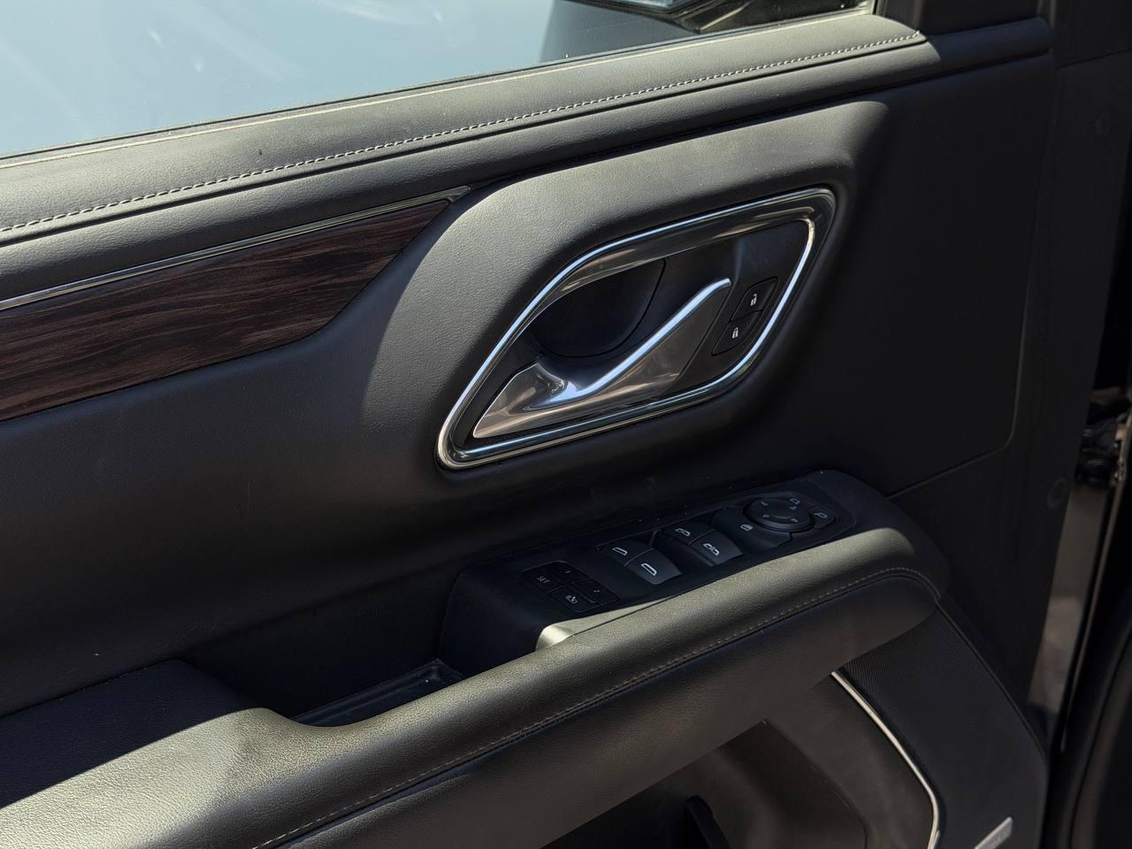 Chevrolet Suburban LT 4WD 2023