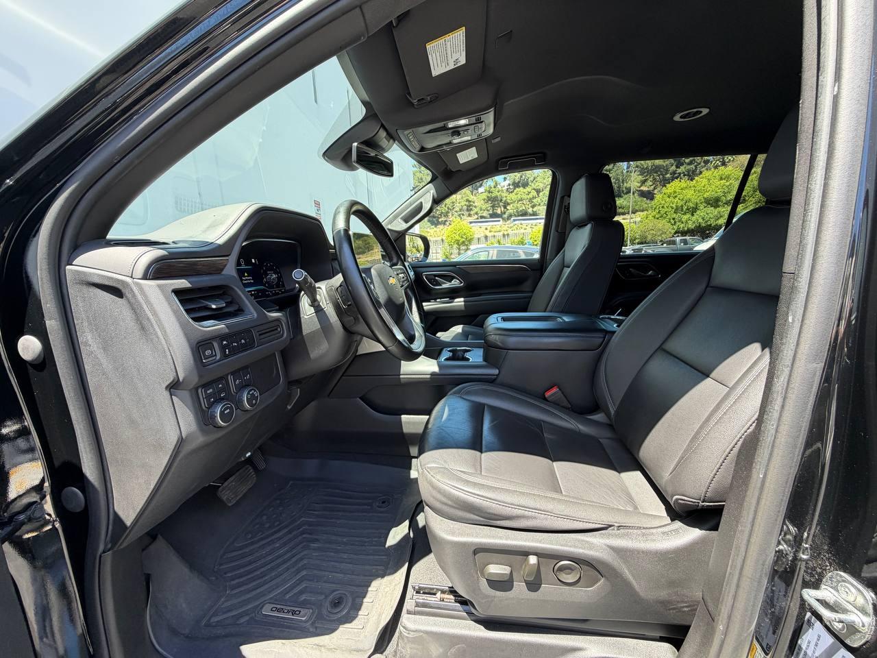 Chevrolet Suburban LT 4WD 2023