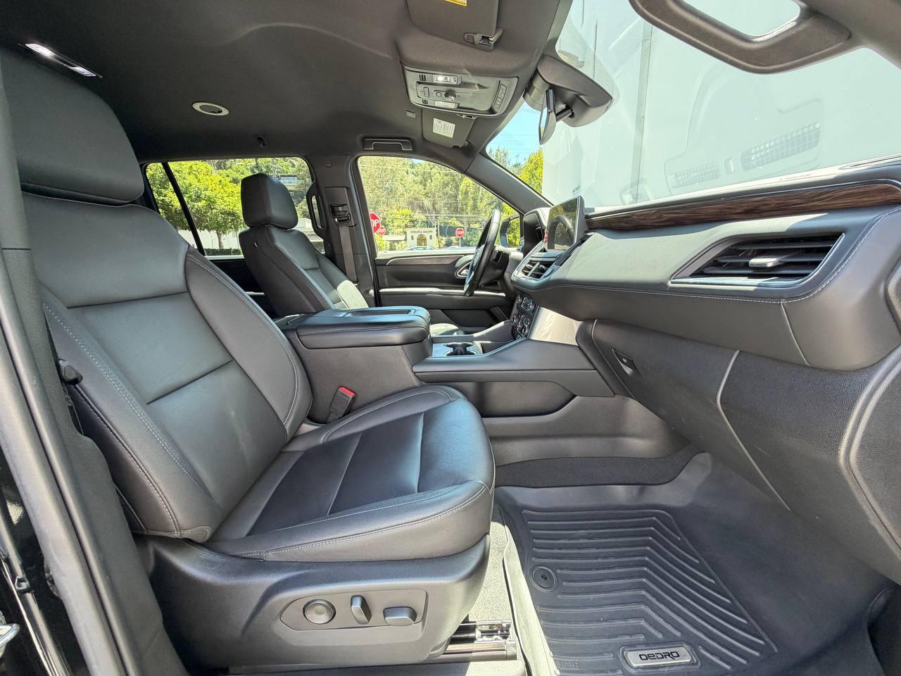 Chevrolet Suburban LT 4WD 2023