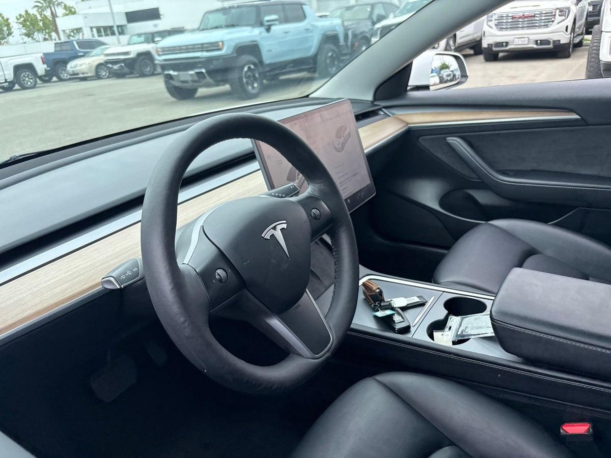 Tesla Model 3 Base 2023