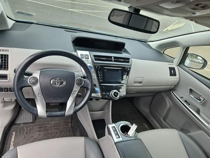 Toyota Prius V Three 2015